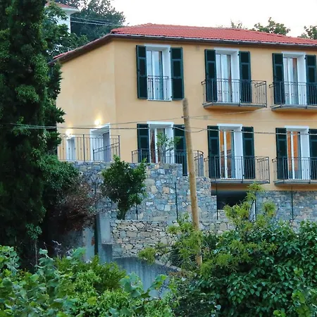 Casa Laura *